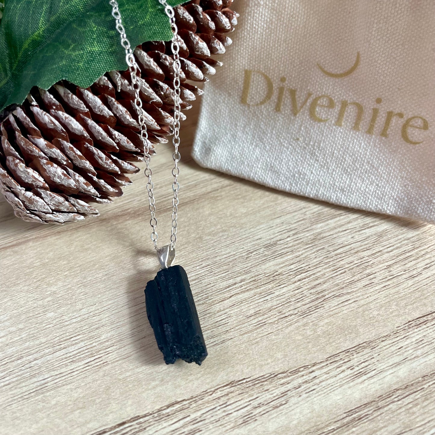 Colgante Turmalina Negra en Bruto | Protección