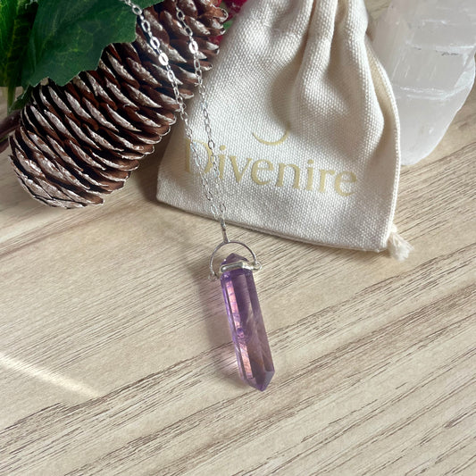 Colgante de Amatista con Cadena de Plata de Ley 925 – Amuleto de Confianza y Serenidad | Divenire
