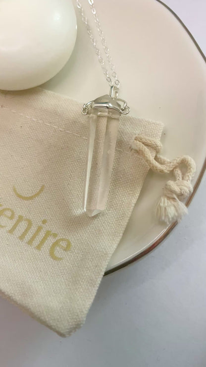 Colgante de Cuarzo | Amuleto de Claridad y Libertad